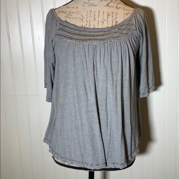 American Eagle Outfitters Tops - American Eagle soft & sexy shirt